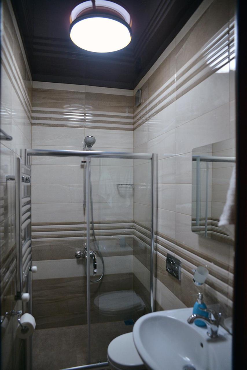 Center Villa Kutaisi Bagian luar foto